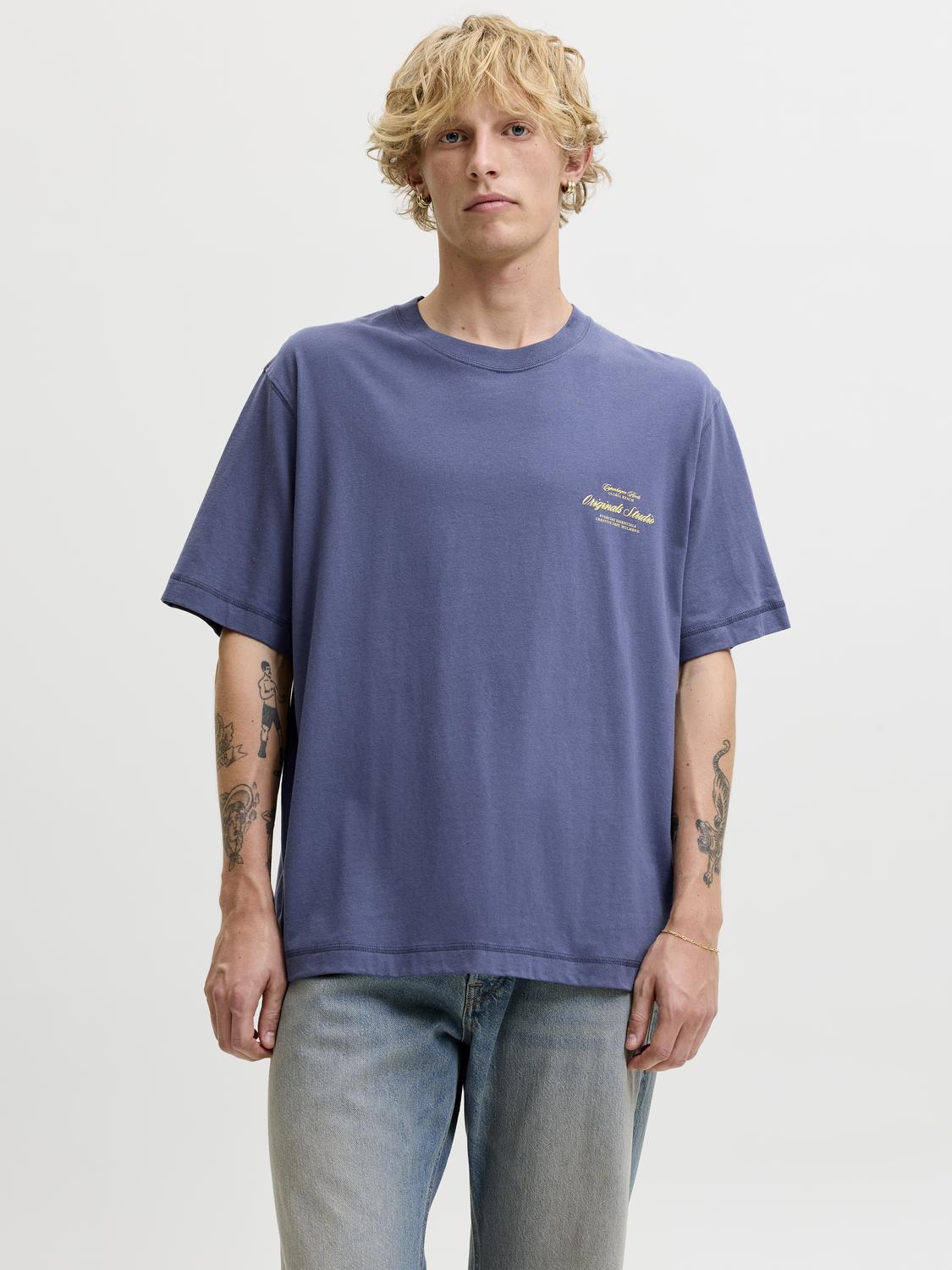 model_shot-front